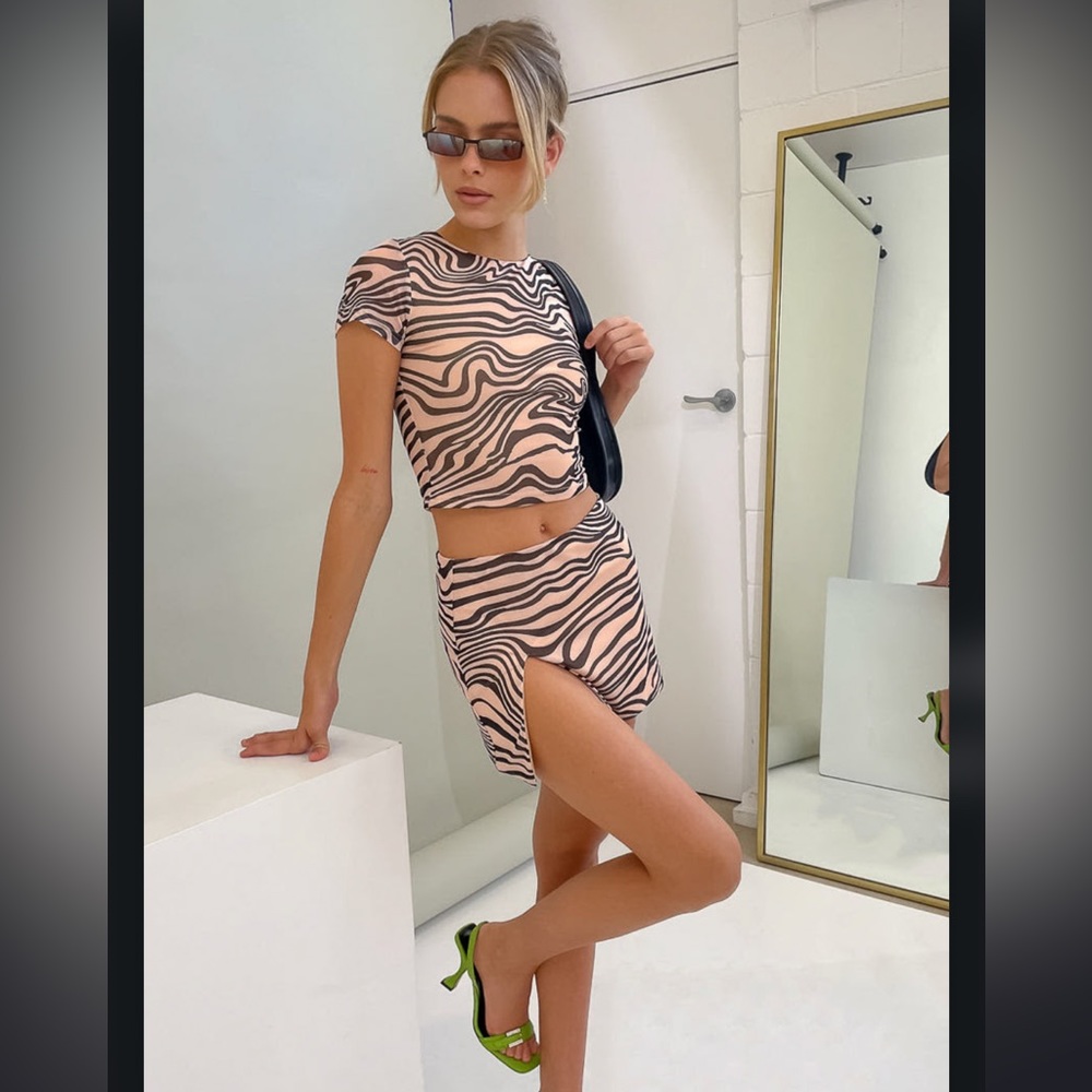Printed Mesh Two Piece Set Size US6/AU10